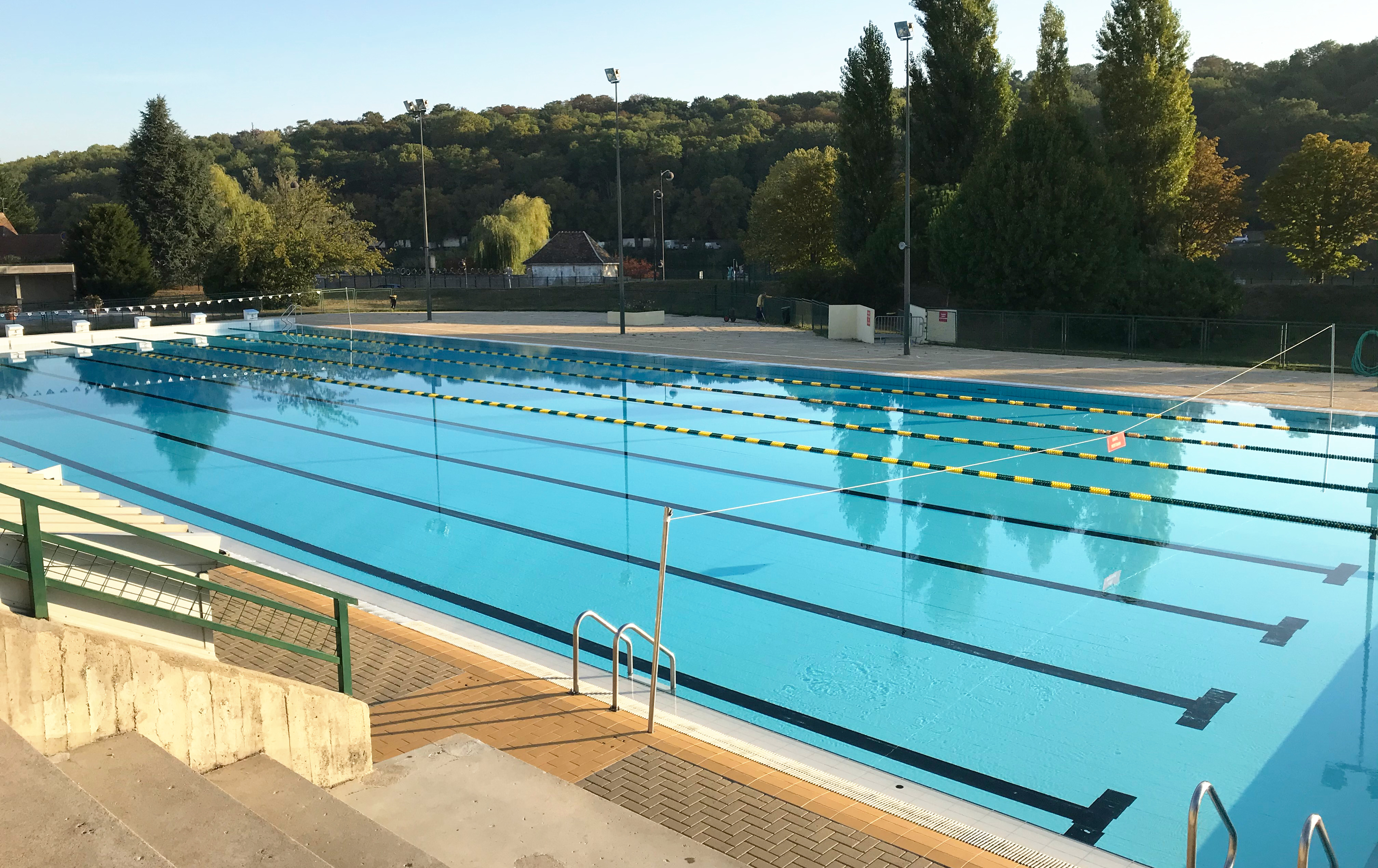 EQUIPEMENT Piscine 1