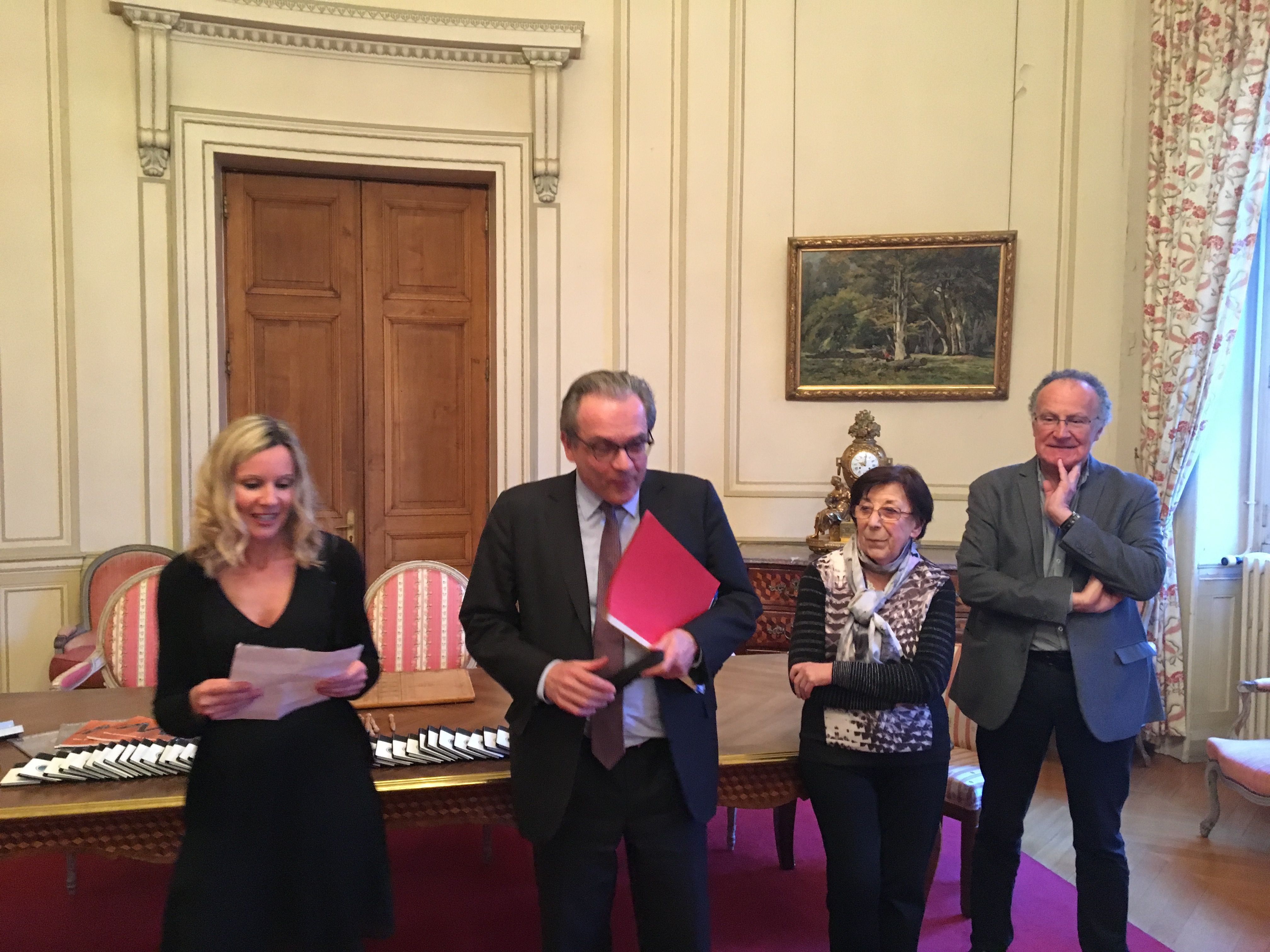 Discours du Maire de Melun Louis Vogel suivi de celui de Chrystelle Marosz-Collet